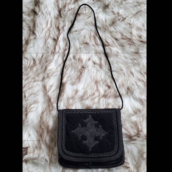 Embroidered Handmade Crossbody bag 🌴 - Picture 1 of 5